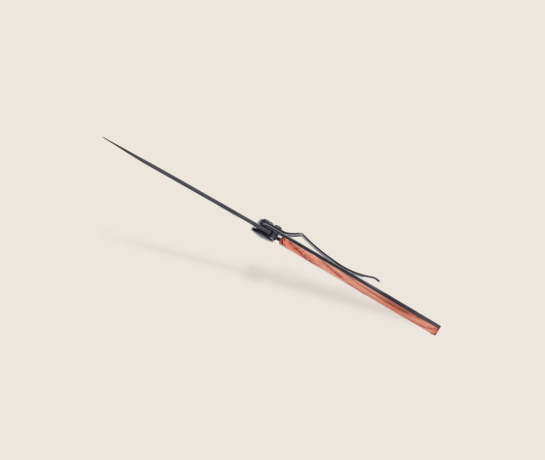 1GB000119 - DEEJO 37g Coral Wood/Anchor